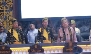 14088-news-jalan-mulus-dan-pad-