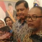 5a4c8b9b4fa67-ketua-komite-pencegahan-korupsi-komite-pk-dki-jakarta-bambang-widjojanto_375_211