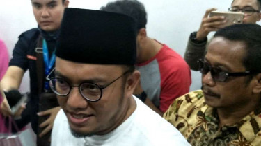 5a659bbcb4e9c-ketua-umum-pp-pemuda-muhammadiyah-dahnil-anzar-simanjuntak_375_211