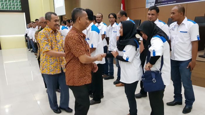 gubernur-riau-terpilih-hadiri-pelantikan-pengurus-ika-teknik-sipil-uir-ini-pesannya