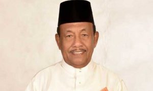 Gubernur Riau, Wan Thamrin Hasyim.