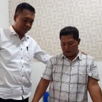 PNS BA (kanan) yang kena OTT dana masjid