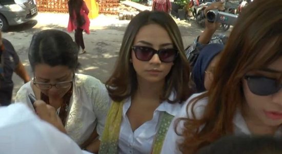 Vanessa Angel saat datang memenuhi panggilan pertamanya sebagai tersangka