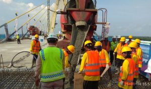 8-februari-uji-beban-jembatan-siak-iv