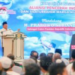 Calon presiden Prabowo memberikan sambutan pada acara Konsolidasi Nasional Aliansi Pencerah Indonesia bersama Eksponen Muhammadiyah