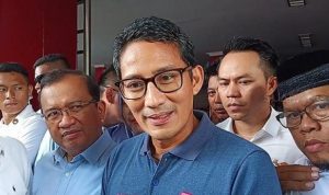 Cawapres nomor urut 02, Sandiaga Uno meminta pendukungnya khatam Al-Quran daripada menghadang kampanye paslon 01.