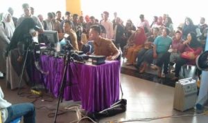 Disdukcapil Kota Pekanbaru laksanakan perekaman KTP-el sempena HUT Damkar ke 100, Satpol PP ke 69 dan Satlinmas ke 57 di Stadion Kaharuddin Nasution.