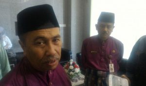 Gubri, Syamsuar memberikan keterangan usai menyerahkan laporan LKPD 2018 di Kantor BPK, Jumat