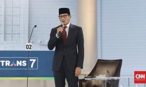 Sandiaga Uno mengatakan dalam sesi visi misi debat cawapres bahwa bila terpilih, dirinya akan menghapus ujian nasional dan diganti dengan penelusuran minat.