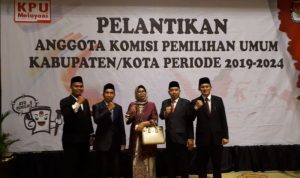 anton-merciyanto-resmi-jadi-ketua-kpu-kota-pekanbaru
