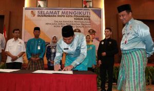 md-9475-Penandatangan-Berita-Acara-Kesepakatan-Musrenbang-tahun-2019-untuk-penyusunan-RKPD-kota--Pekanbaru-tahun-2020.