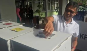 Gubernur Sumatera Barat, Irwan Prayitno.