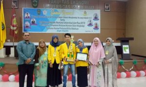 Tim Fekon Unilak foto bersama dengan Dosen Pembimbing.