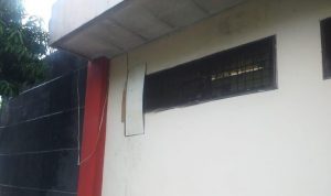 Ventilasi kamar mandi Polresta Palembang yang dijebol tahanan.
