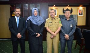 gubri-terima-konsul-malaysia-singgung-roro-dumai-melaka-dan-tour-de-siak