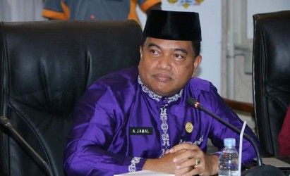 Kadisdik Pekanbaru, Abdul Jamal.