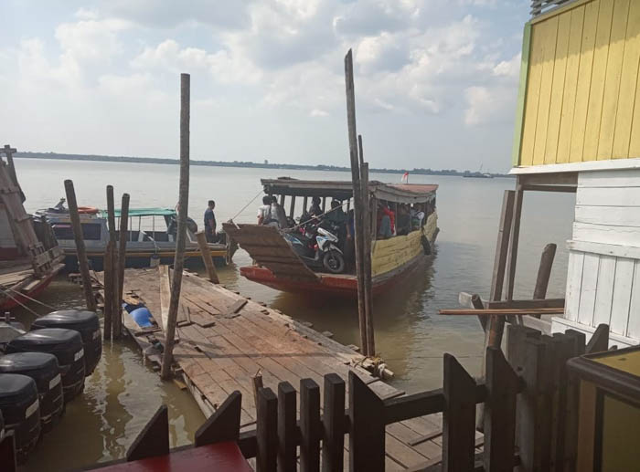 Alat transportasi di Kepulauan Meranti.