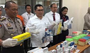 Polri ungkap obat-obatan oplosan.