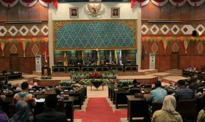 bankeu-desakecamatan-jadi-perdebatan-alot-di-paripurna