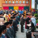 45 Anggota DPRD Pekanbaru Resmi Dilantik dan Diangkat Sumpah dan Janji Di Gedung Payung Sekaki
