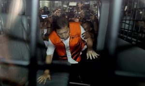 Ketua DPR Setya Novanto harus mendekam di penjara karena kasus korupsi yang menjerat dirinya. Selain Setya, masih ada 22 Anggota DPR lainnya yang jadi tersangka.