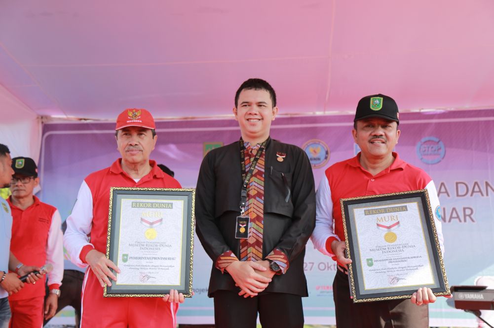 riau-pecahkan-rekor-dunia-deklarasi-anti-narkoba
