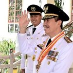 Gubernur Riau, Syamsuar.