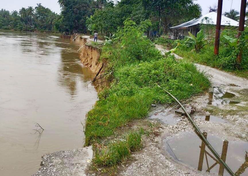 kepala-desa-gobah-berharap-pembangunan-turap-segera-terealisasi