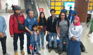 gubri-sambut-mahasiwa-riau-asal-wuhan