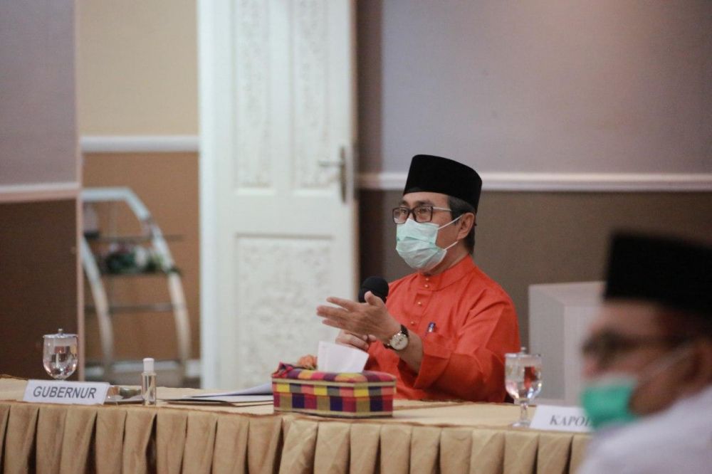 gubri-minta-bupatiwali-kota-terapkan-batasan-jam-aktivitas-malam
