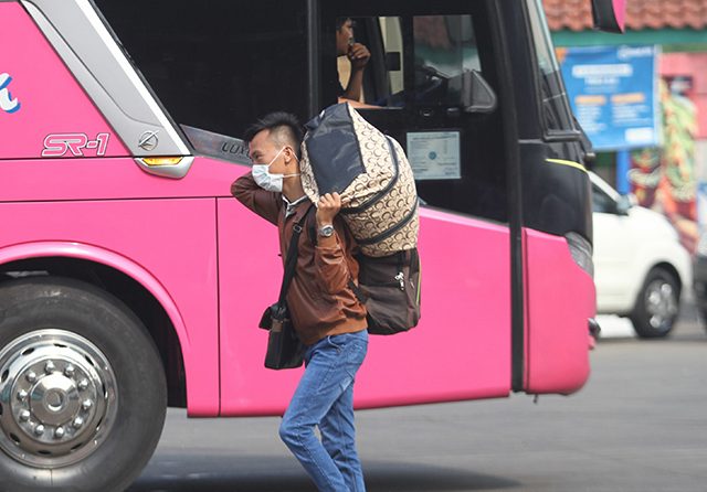 mudik-dengan-bus-dery-ridwansah-640x446