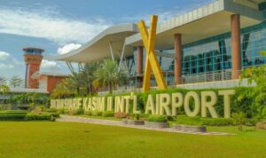 orang-masuk-ke-riau-lewat-bandara-diberi-kartu-hac-dan-wajib-karantina-mandiri