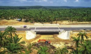 pt-hk-klaim-progres-tol-pekanbaru-dumai-rampung-97-persen