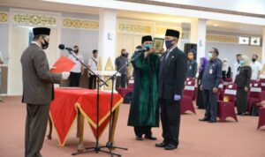 hadi-penandio-resmi-dilantik-sebagai-kepala-satpol-pp-provinsi-riau