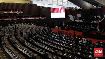 sidang-paripurna-ke-18-1_169