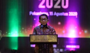 sekdaprov-riau-hadiri-malam-puncak