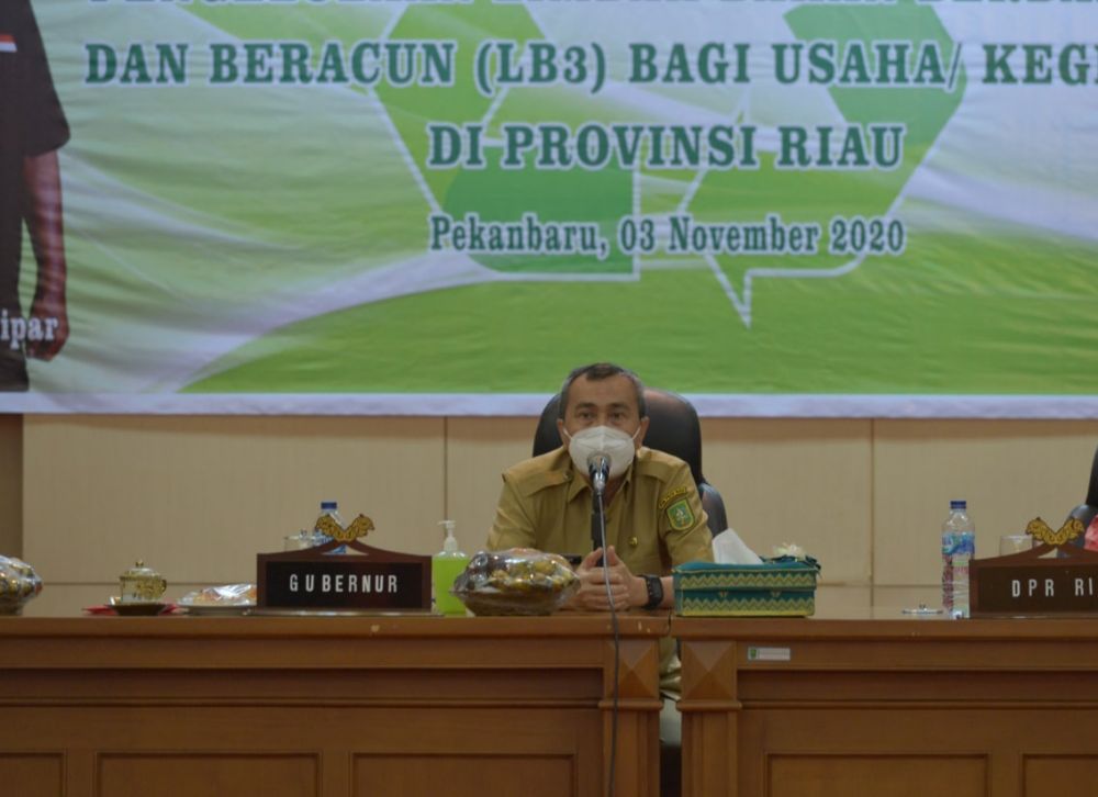 pengelolaan-limbah-b3-sejalan-denga