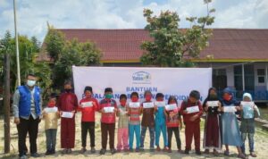 rumah-yatim-salurkan-bantuan-pendid