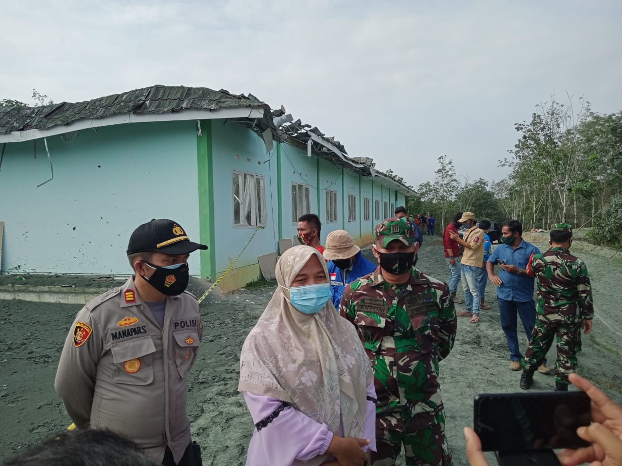 35509-news-camat-tenayan-raya-i