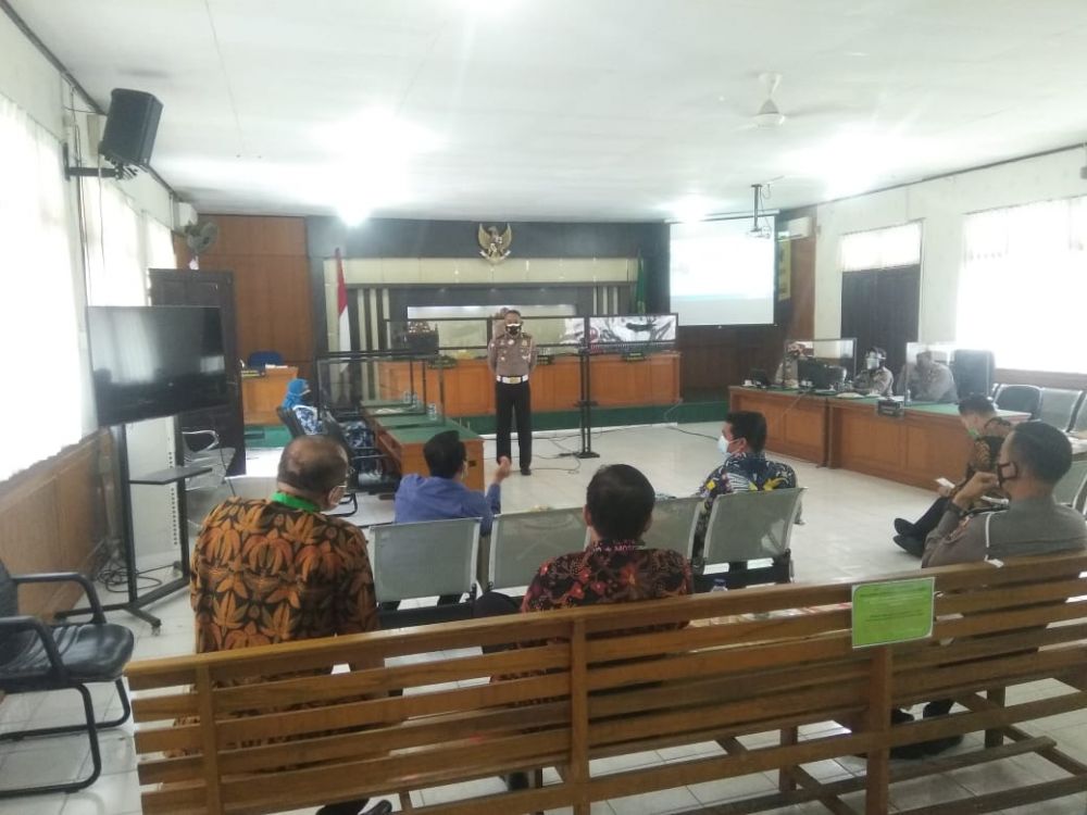 polda-riau-sosialisasikan-tilang-el