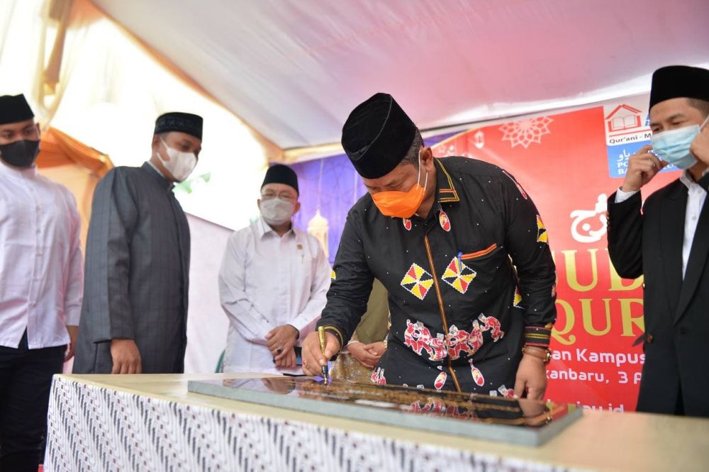 asisten-i-setdaprov-riau-resmikan-k
