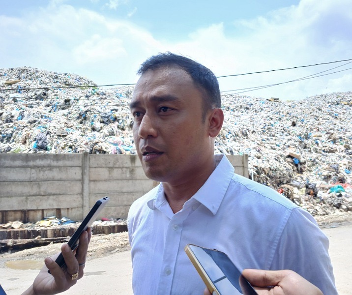 38989-news-banyak-sampah-luar-d