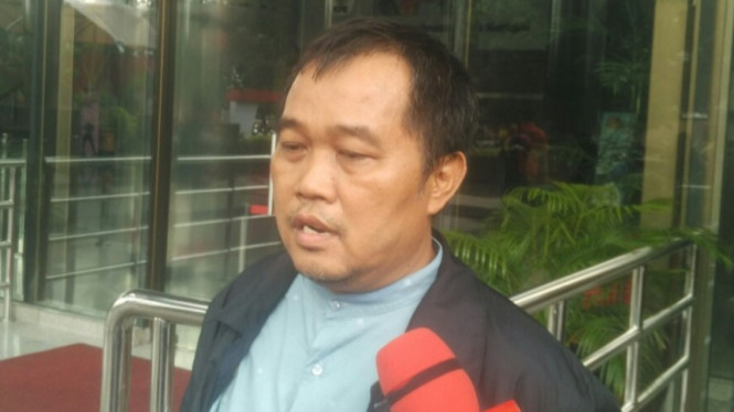 6156d0b69f581-koordinator-masyarakat-anti-korupsi-maki-boyami-saiman_tvonenews_665_374