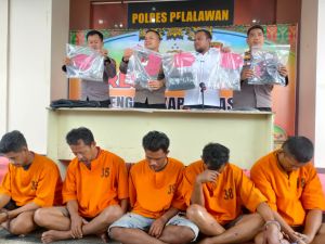 7-komplotan-spesialis-polisi-tangka