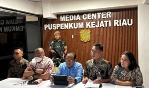 9-orang-jadi-tersangka-korupsi-di-b