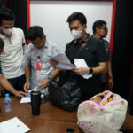 DPRD PKU DIGELEDAH