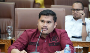KETUA DEWAN