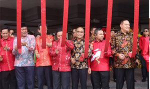Ketua DPRD Riau