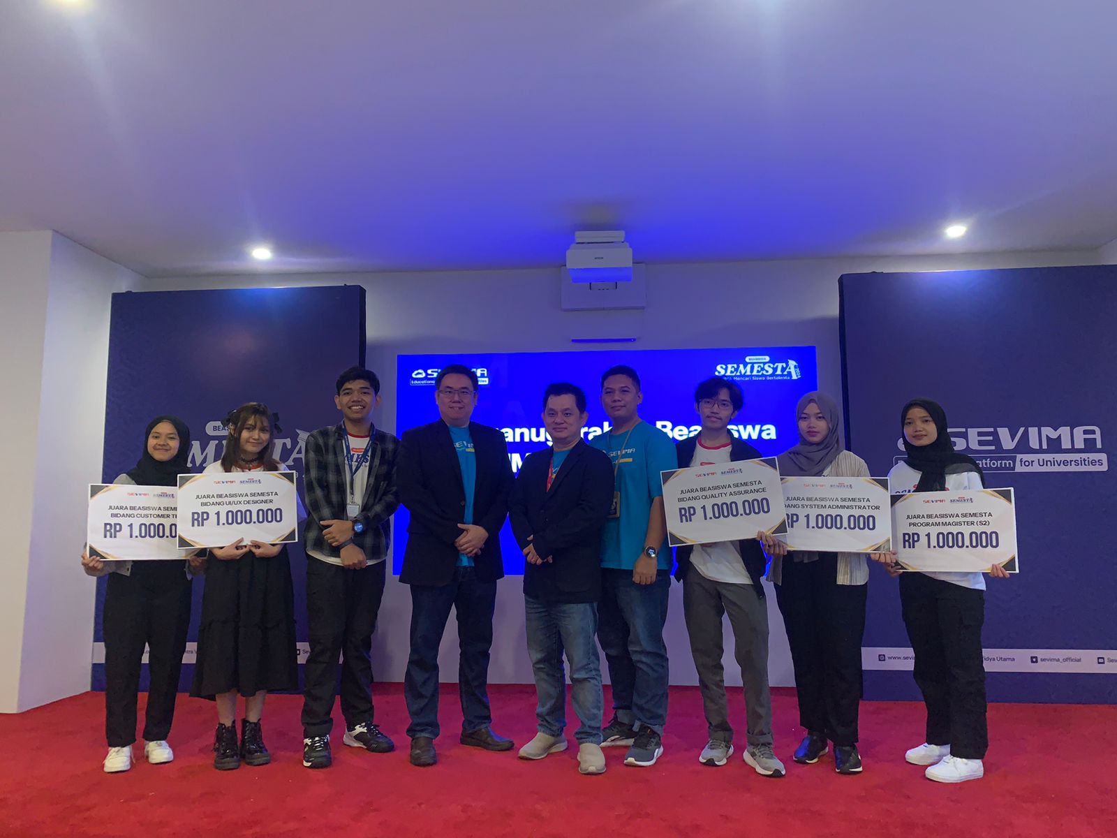 Peluncuran Beasiswa Semesta