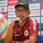 aji-santoso-coret-tiga-pemain-asing
